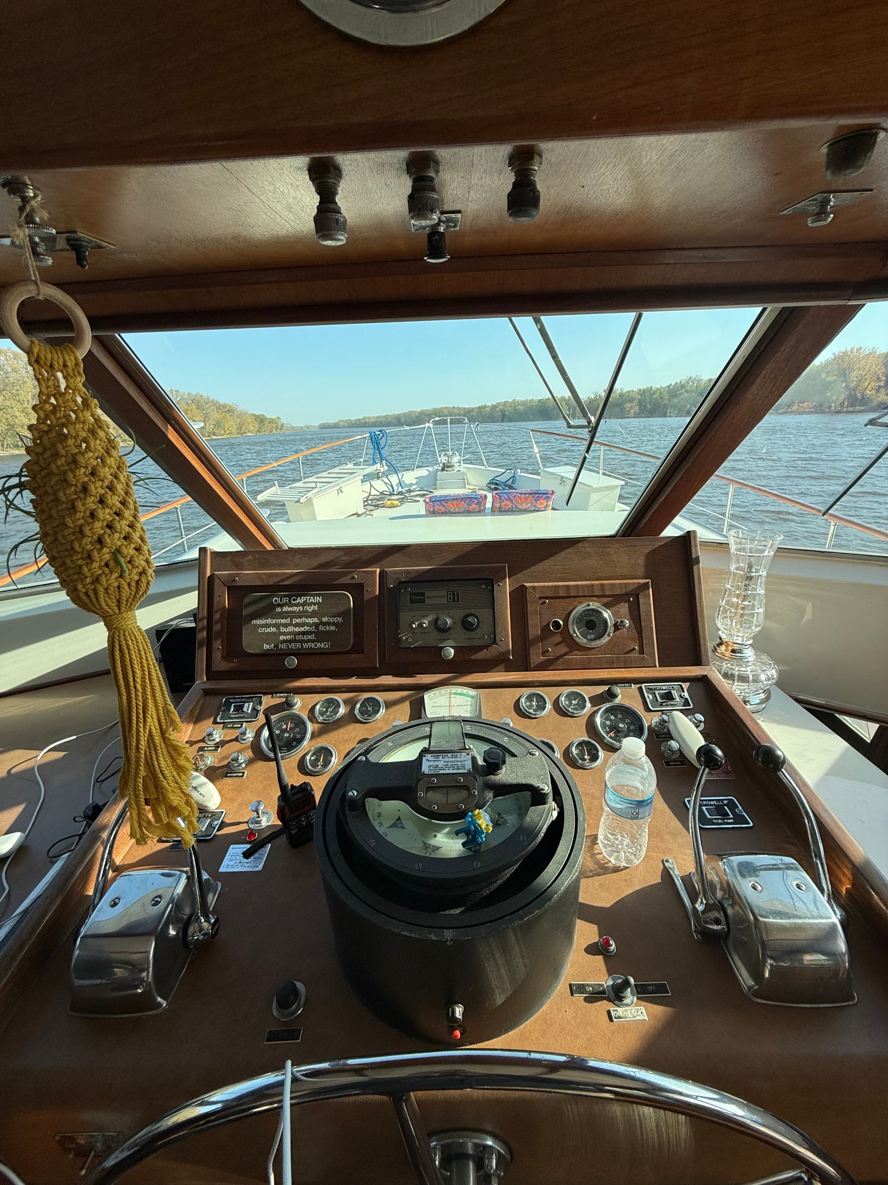 1970 Hatteras 53 Motor Yacht - 9