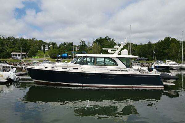 2021 Sabre 58 Salon Express