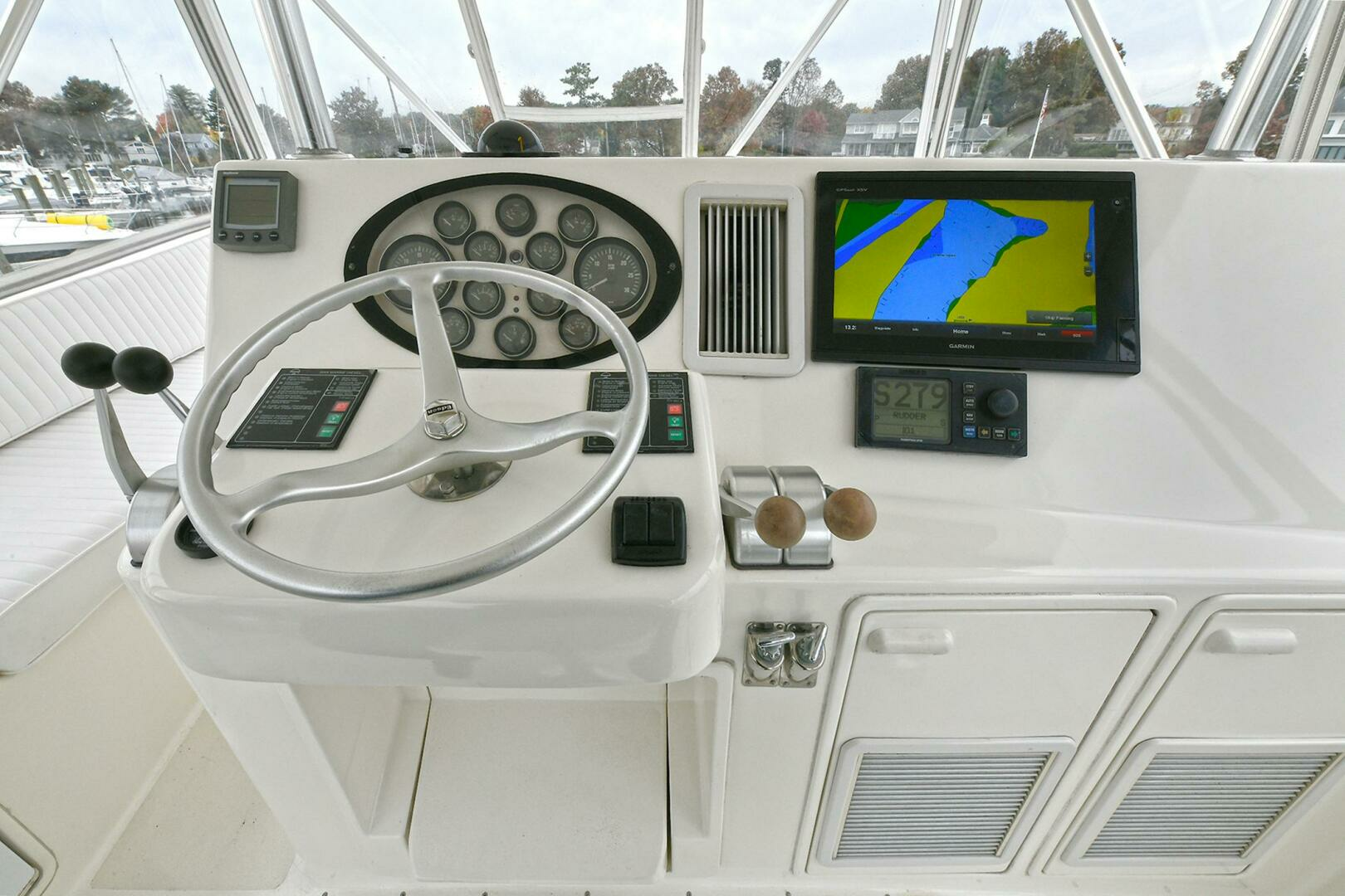 2001 Ocean Yachts 52 Super Sport - Image 22