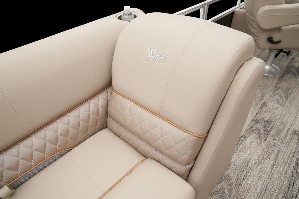 2025 Ranger Reata 220FC