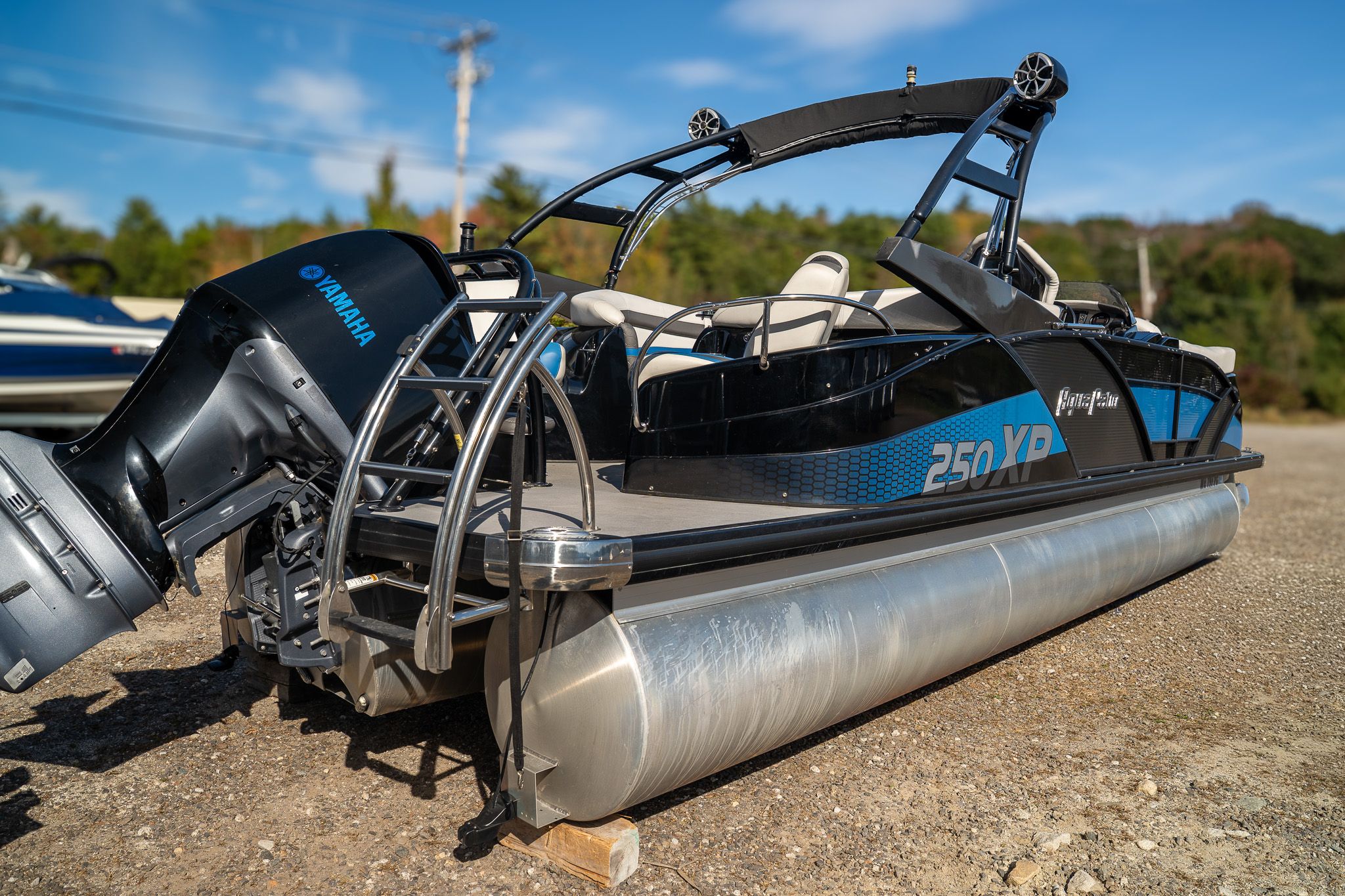 2015 Godfrey 250 XP3 - Tritoon - 7