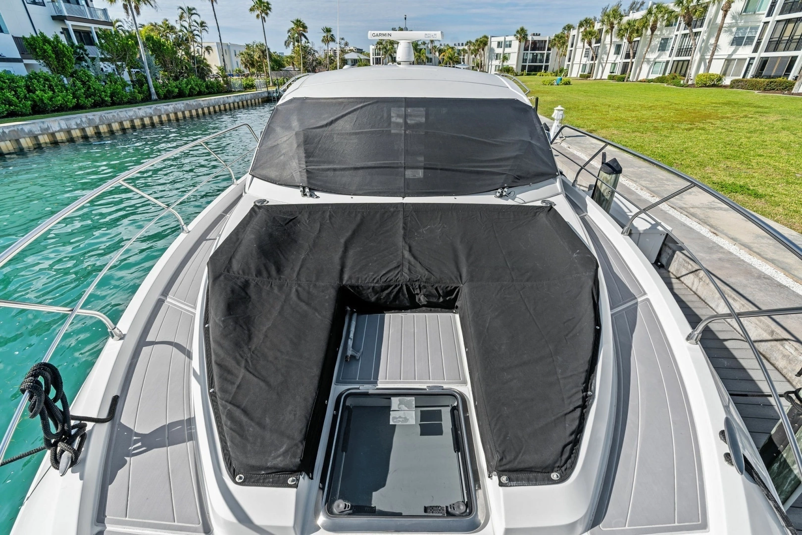 2019 Cruisers Yachts 42 Cantius - Image 47
