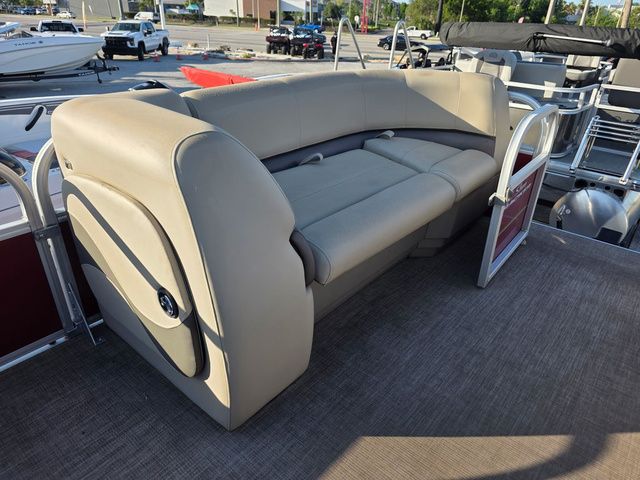 2023 Sun Tracker Party Barge 18 - 11