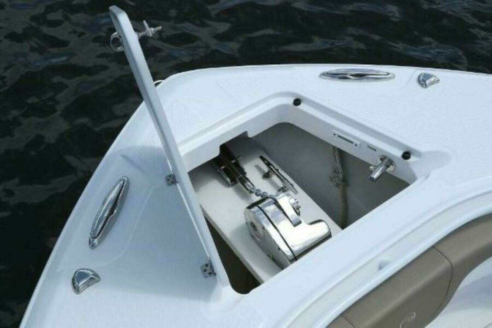 2025 Edgewater 370CC - Image 3