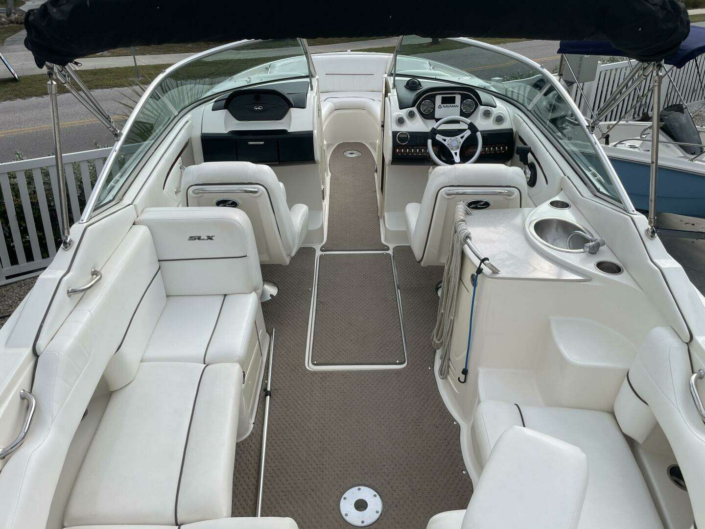 2008 Sea Ray 270 SLX - Image 11
