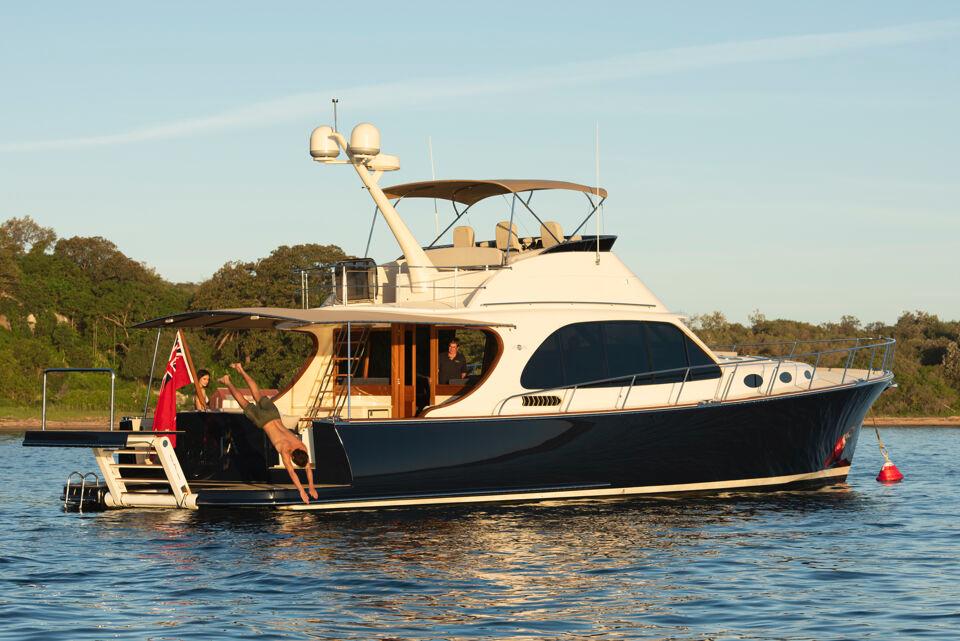 2026 Palm Beach Motor Yachts PB65
