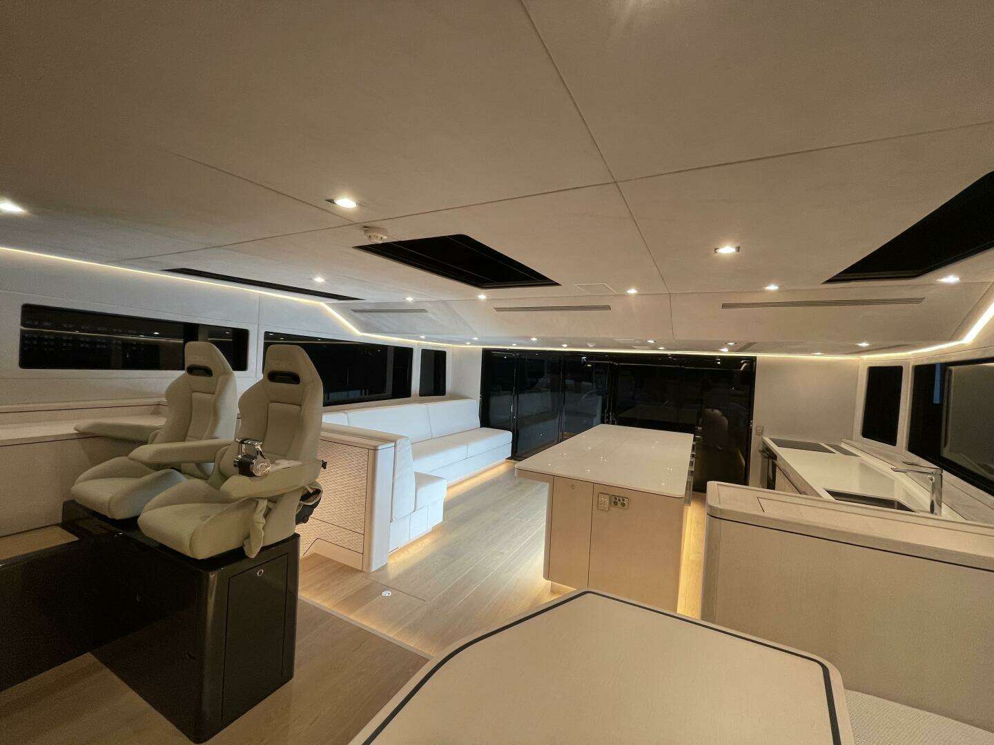 2027 McConaghy Boats MC63p Offshore - Image 18