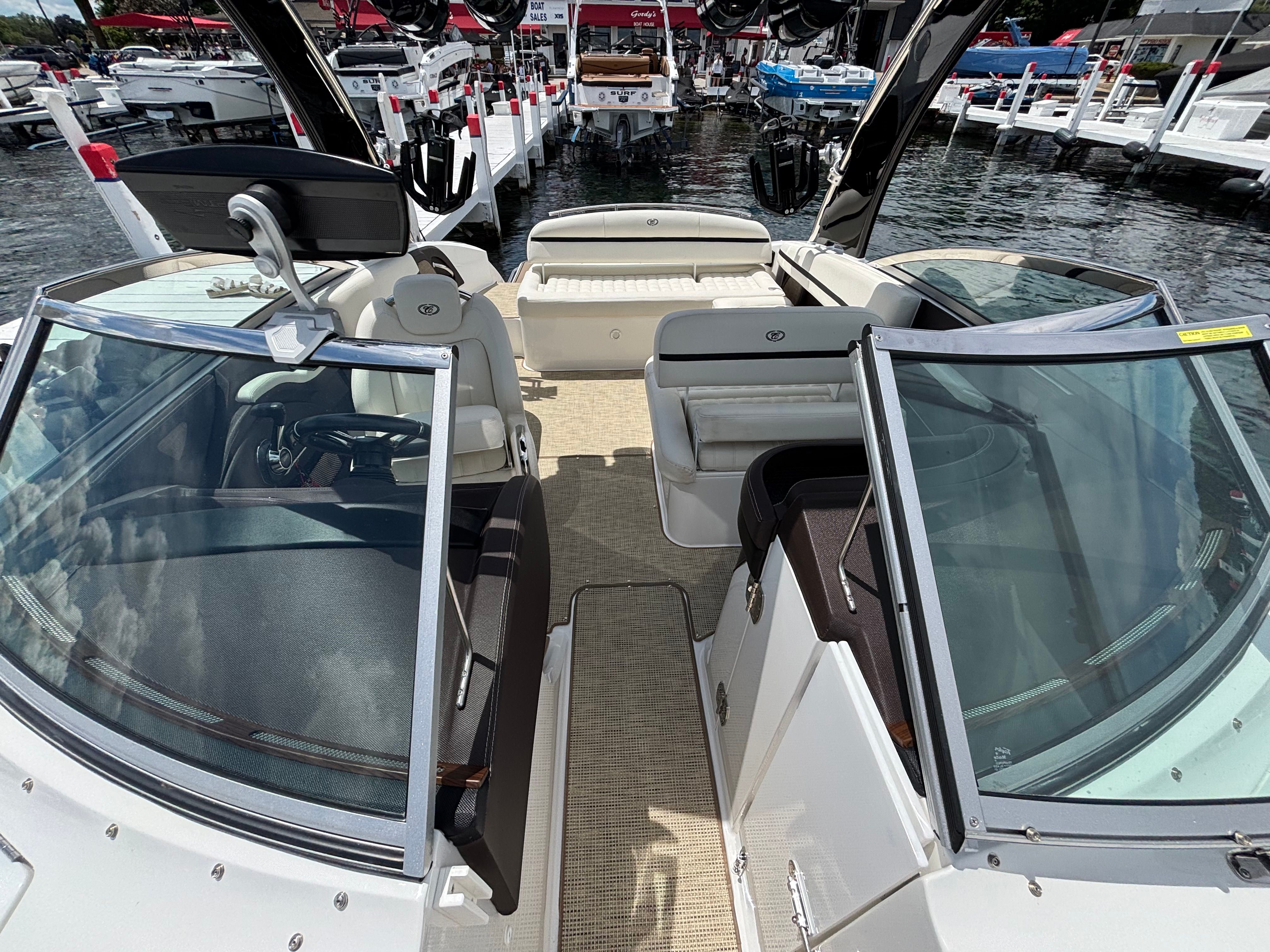 2019 Cobalt R5 Surf - 23