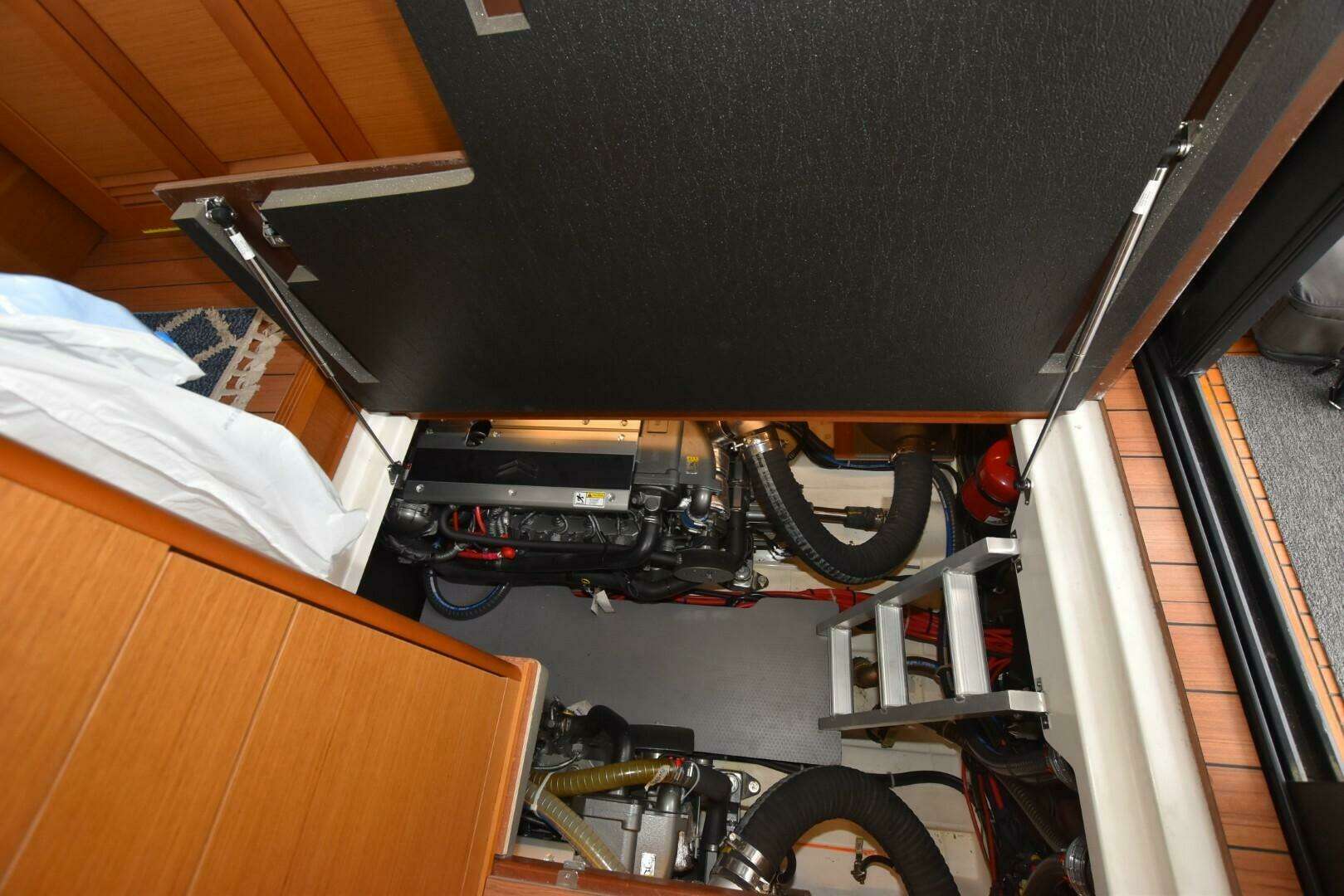 2023 Beneteau Swift Trawler 41 Fly - Image 23