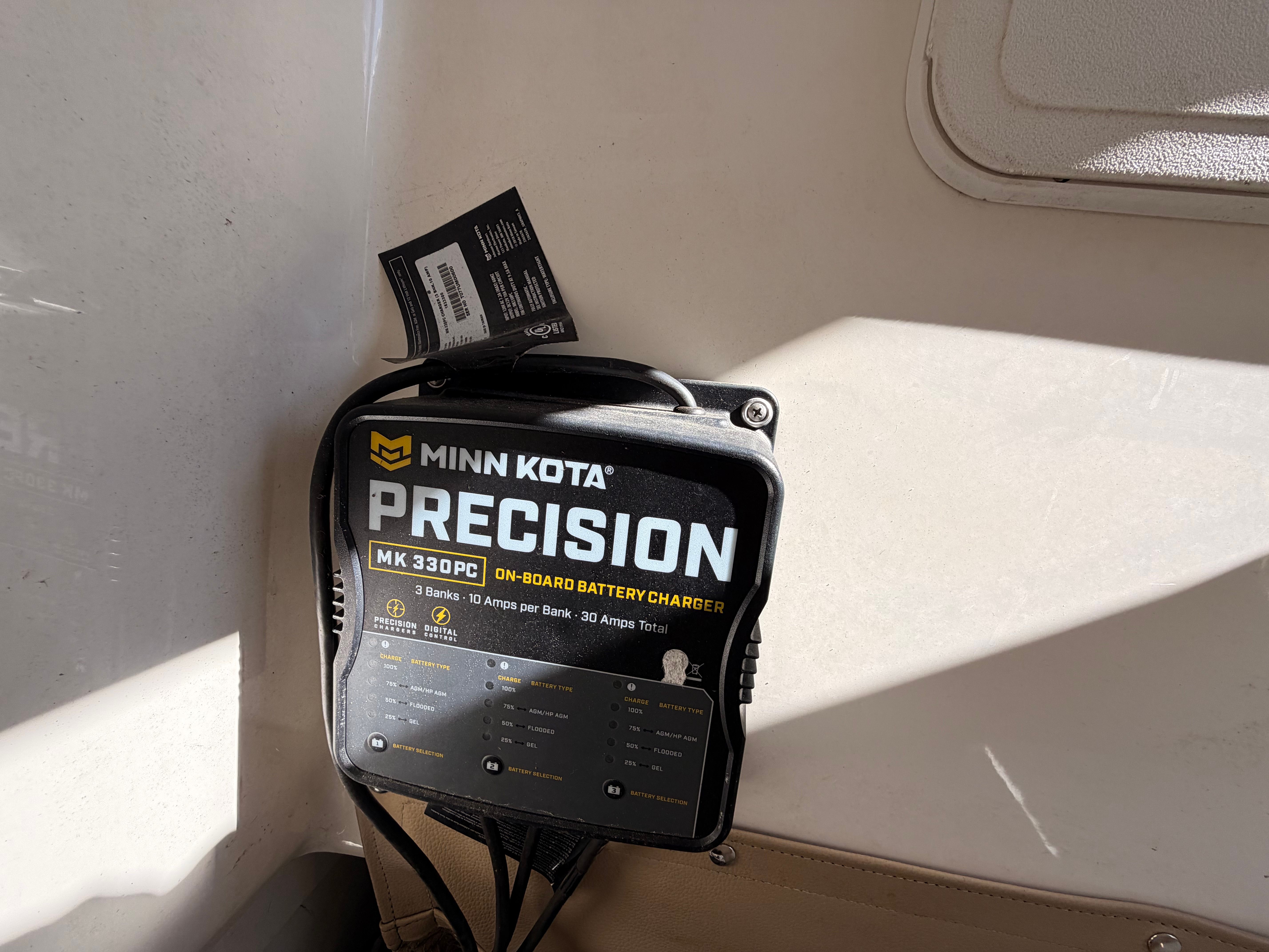 2019 Pioneer 222 Sportfish - 16