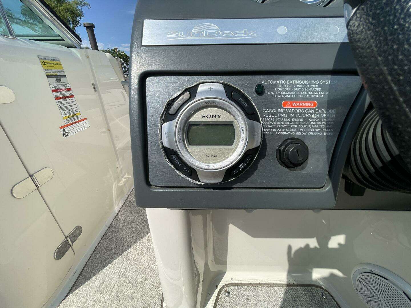 2010 Sea Ray 280 Sun Deck - Image 23