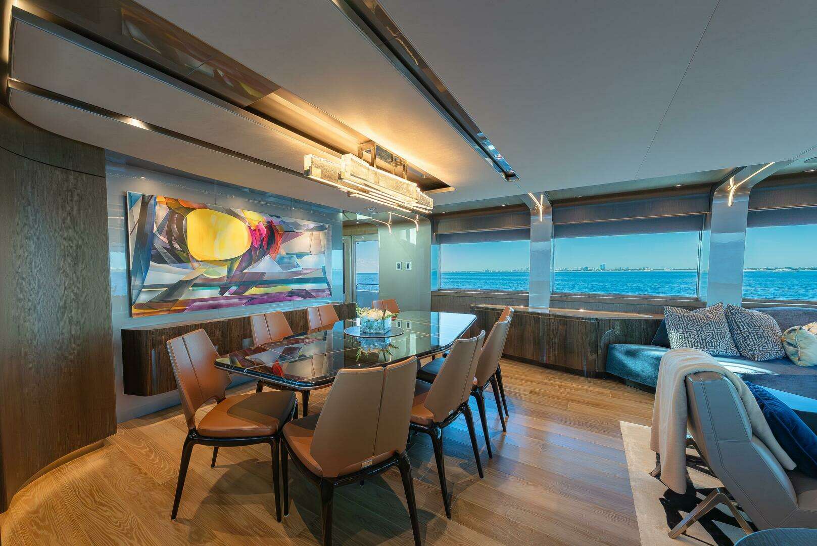 2018 Westport Raised Pilothouse - Image 5