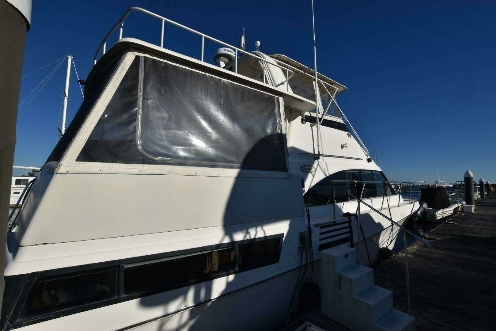 1993 Ocean Yachts 44 Motoryacht - Image 5