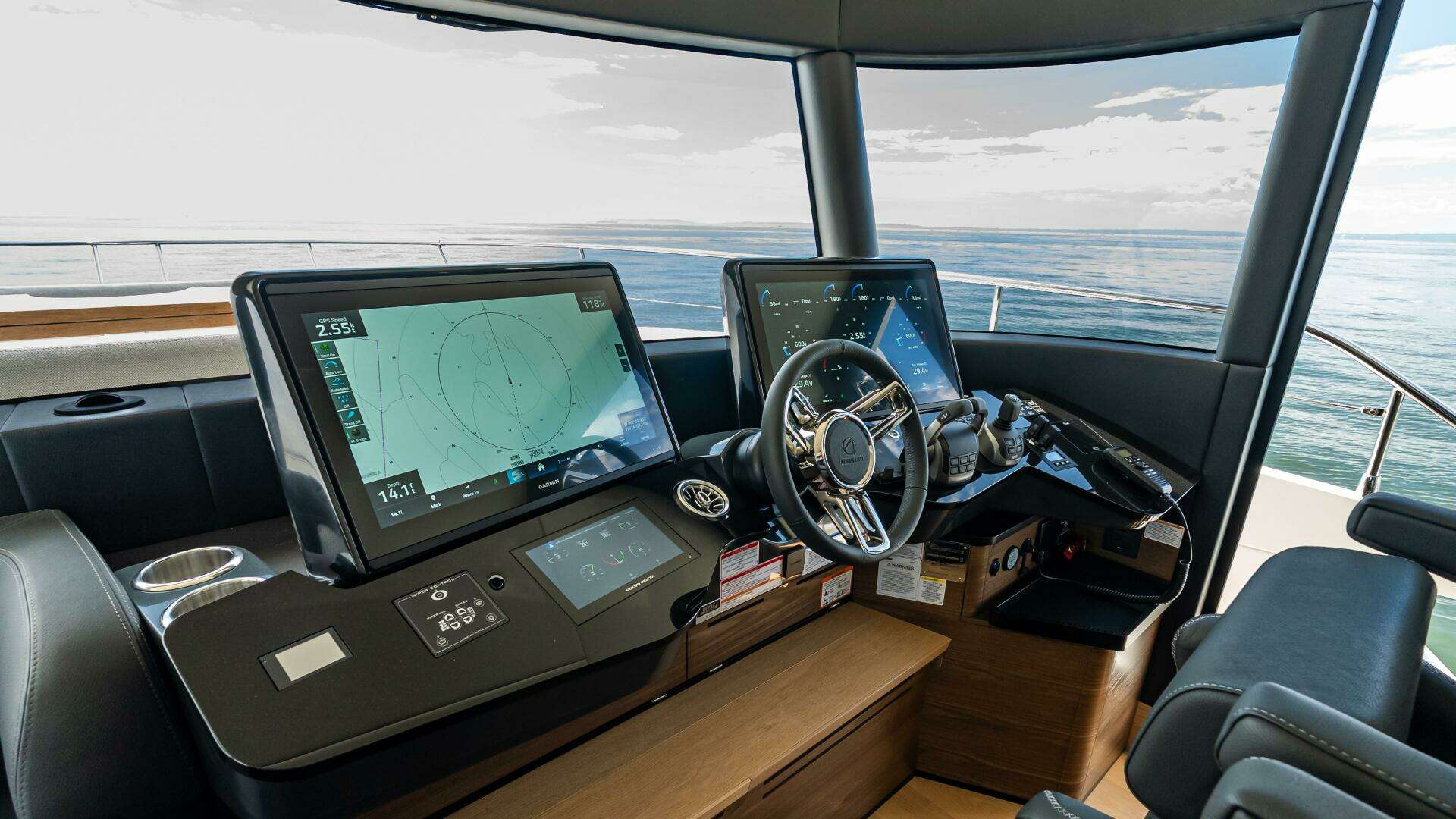 2025 Absolute Navetta 64 - Image 33