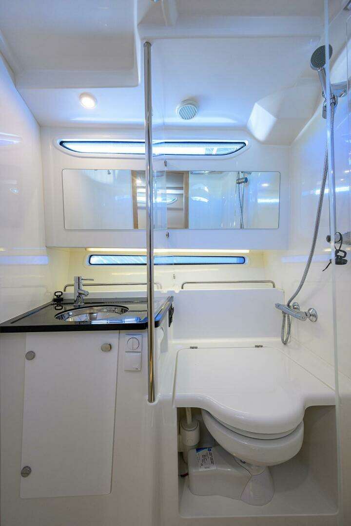 2024 Nimbus Commuter 11 - Image 22