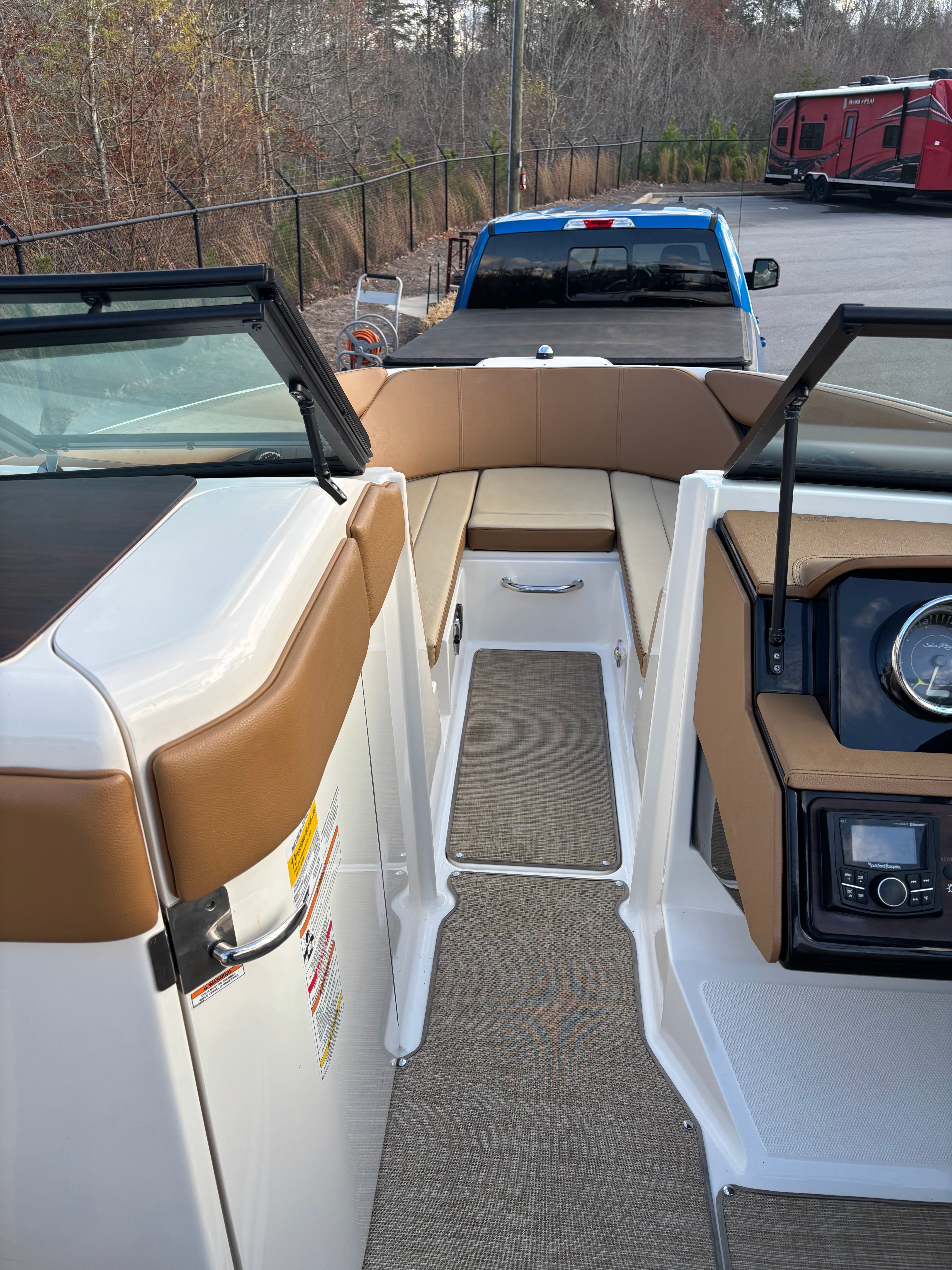 2018 Sea Ray SPX 230 Outboard - 3