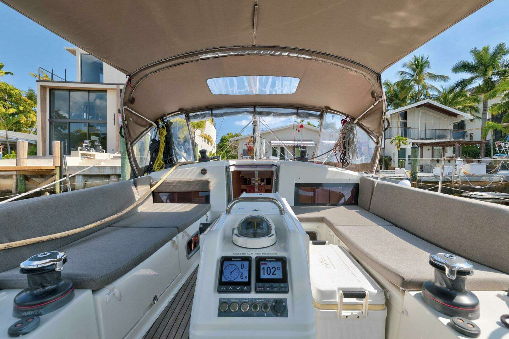 2021 Jeanneau 440 - Image 11