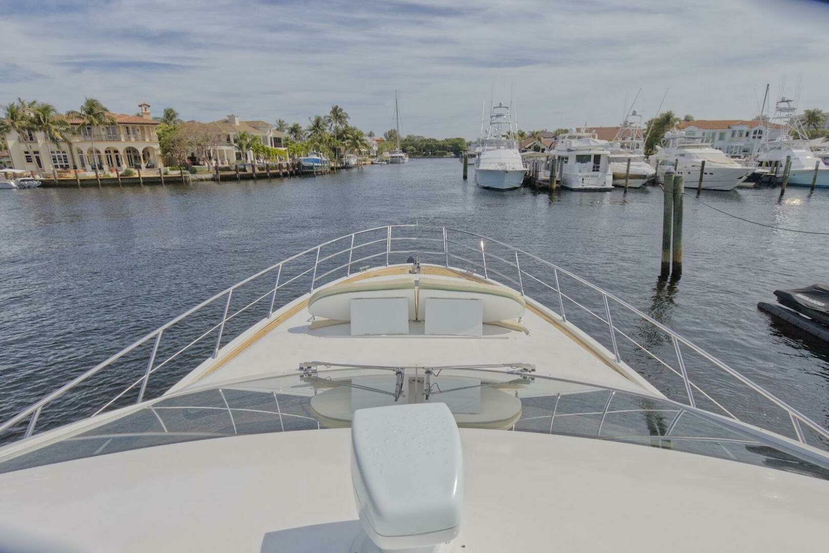 2015 Azimut 64 Flybridge - Image 8