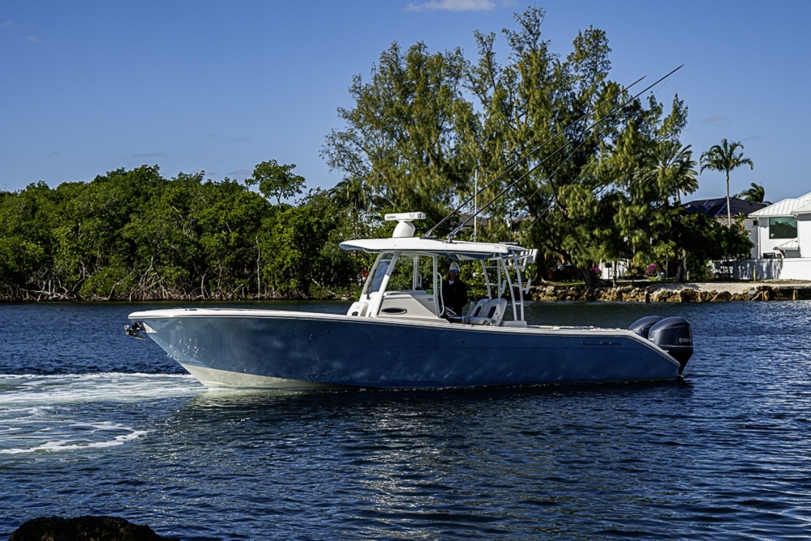 2021 Cobia 320 CC - Image 45