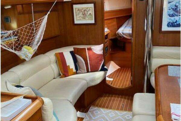 2006 Jeanneau 45