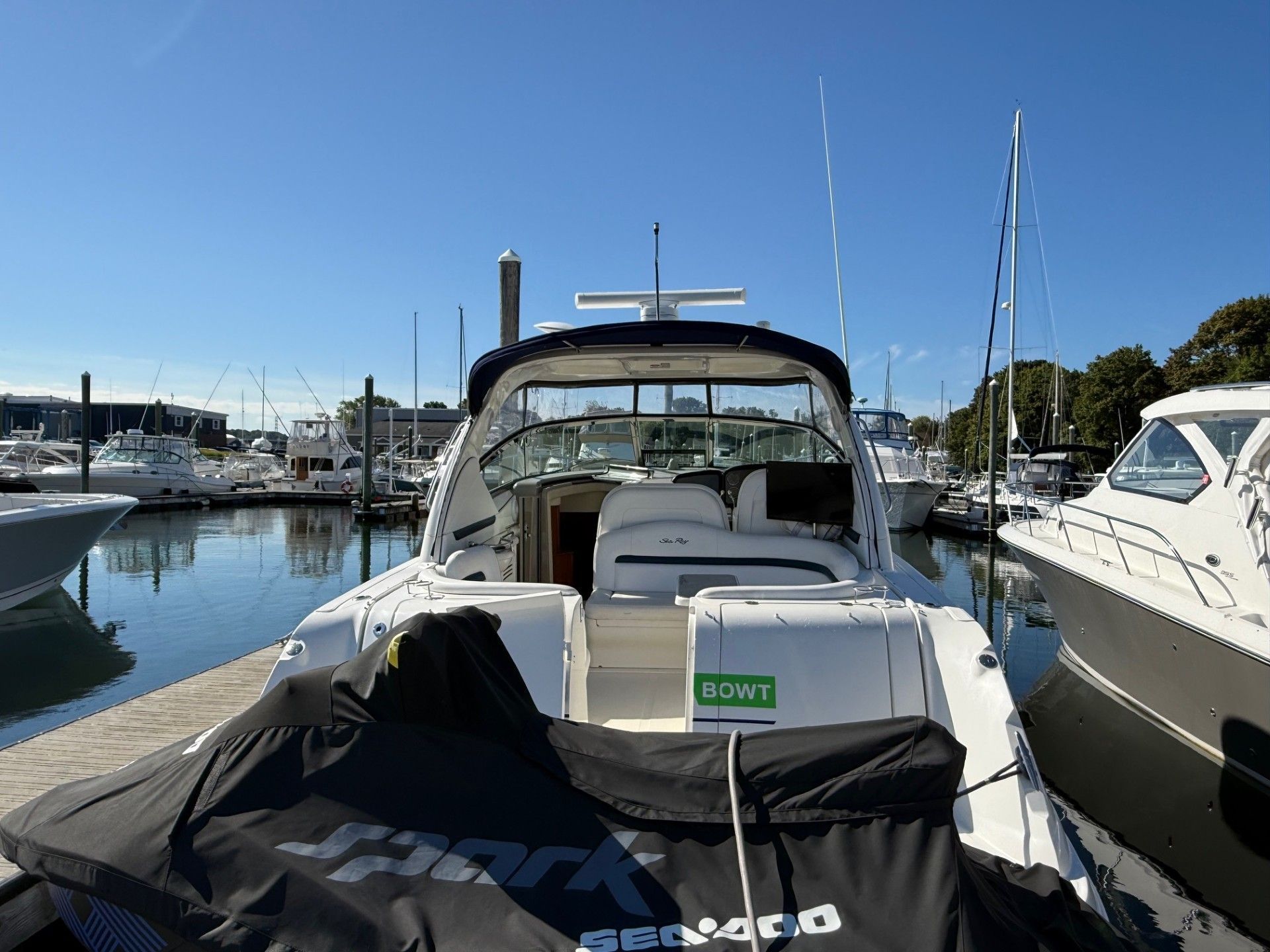 2006 Sea Ray 38 Sundancer - 39