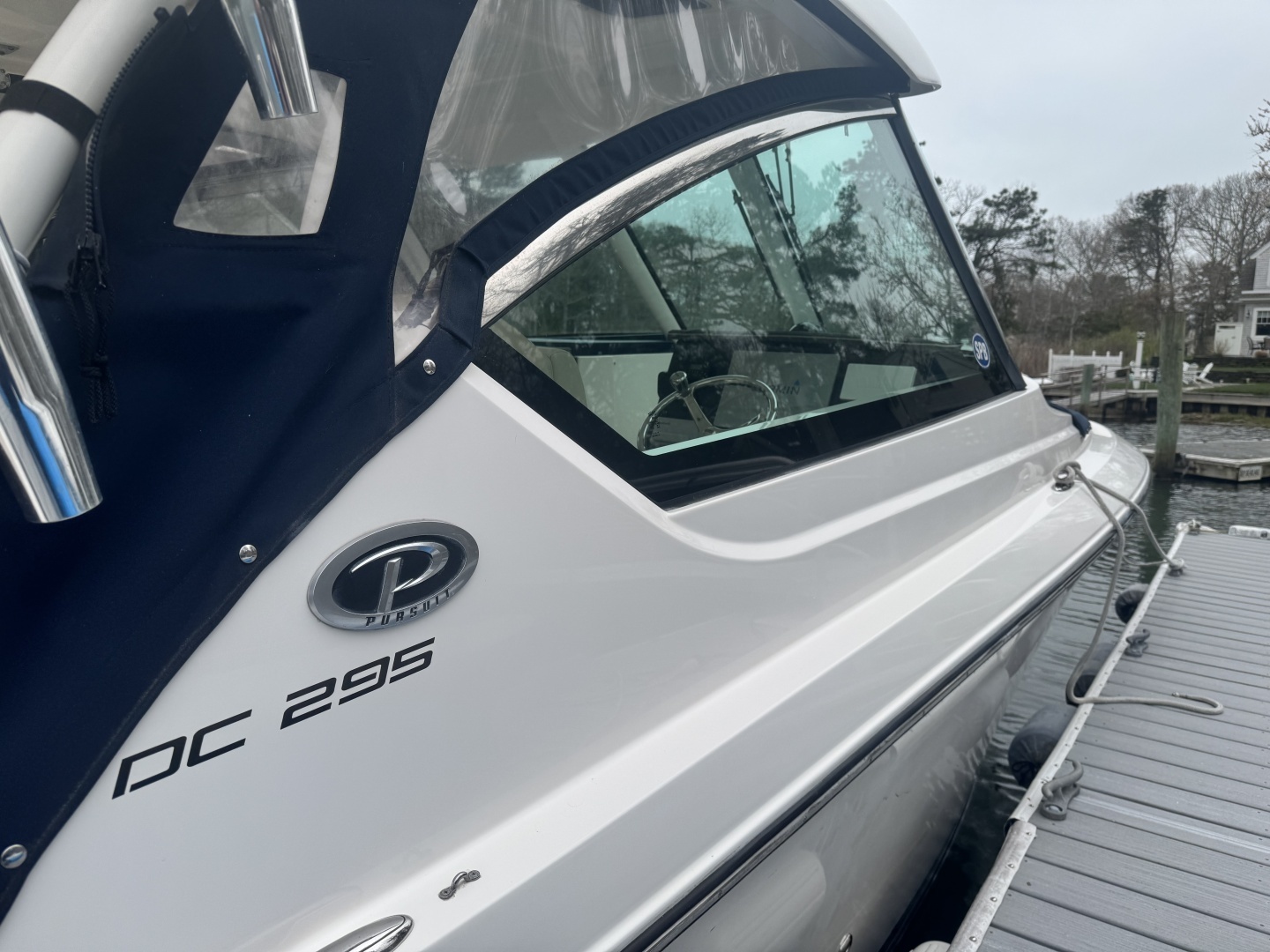 2017 Pursuit 295 DC - Image 4