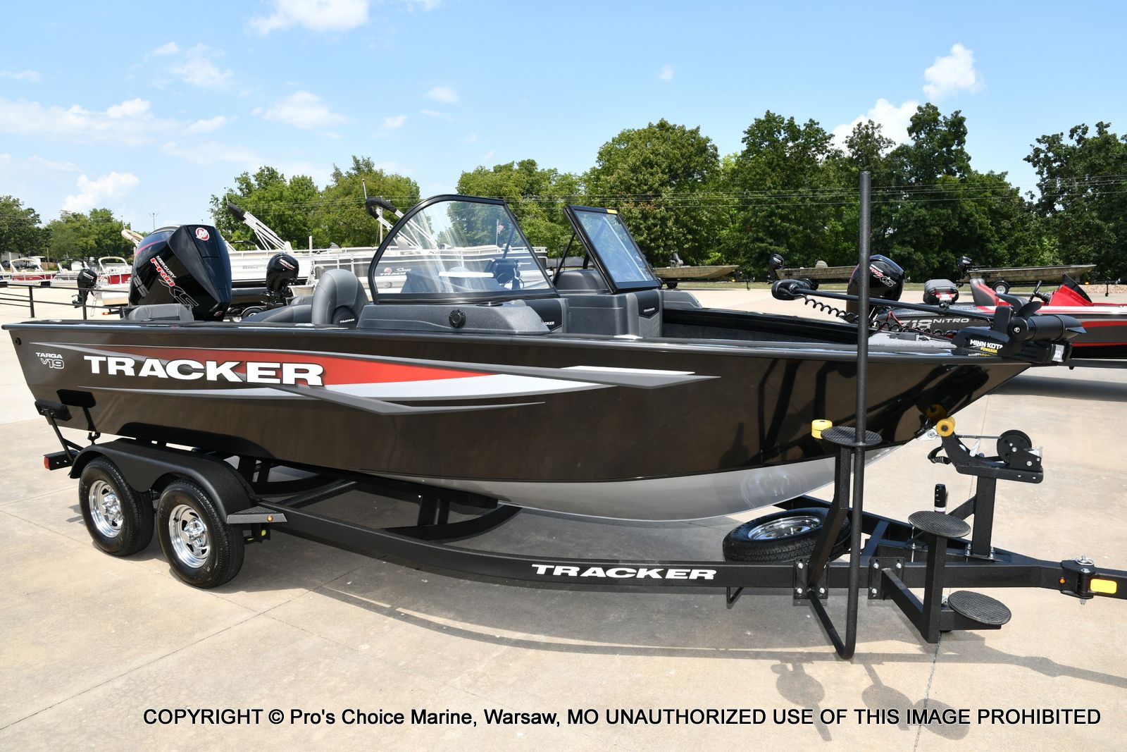2026 Tracker Targa V-19 Combo - 99