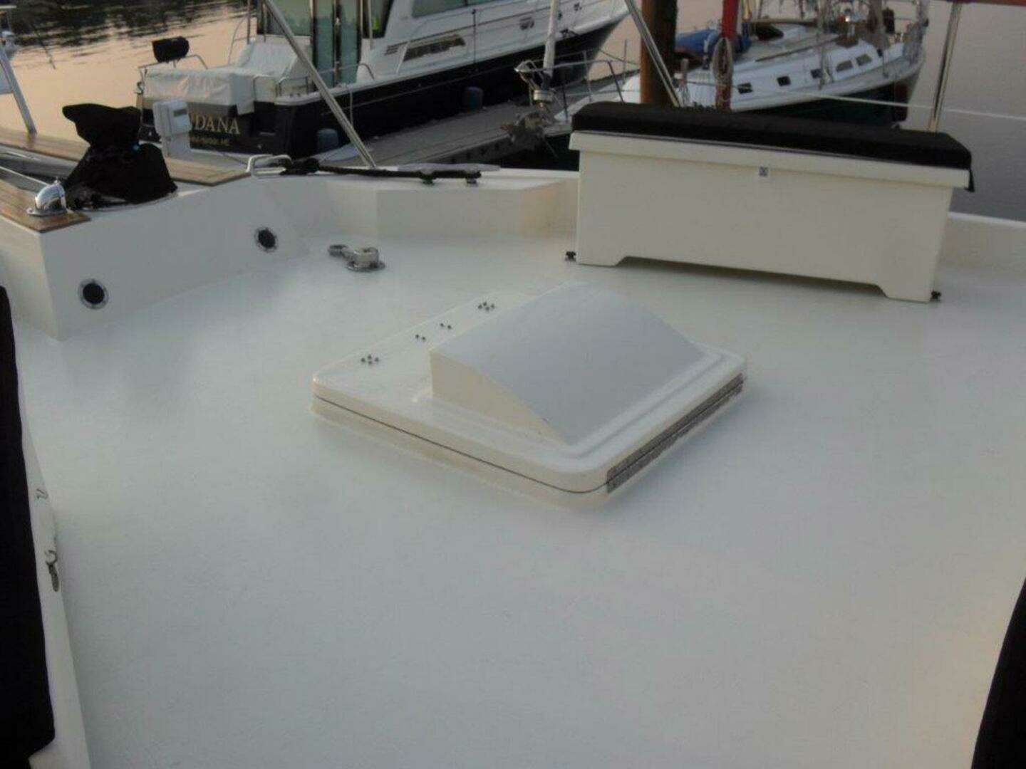 1987 Hatteras Flybridge - Image 25