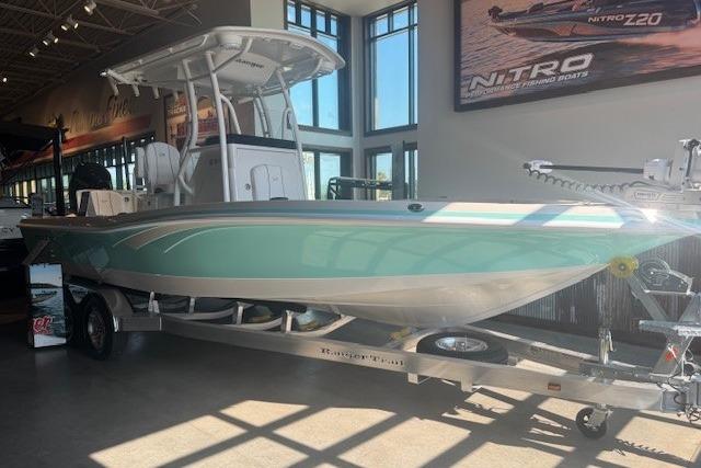 2025 Ranger 2510 Bay
