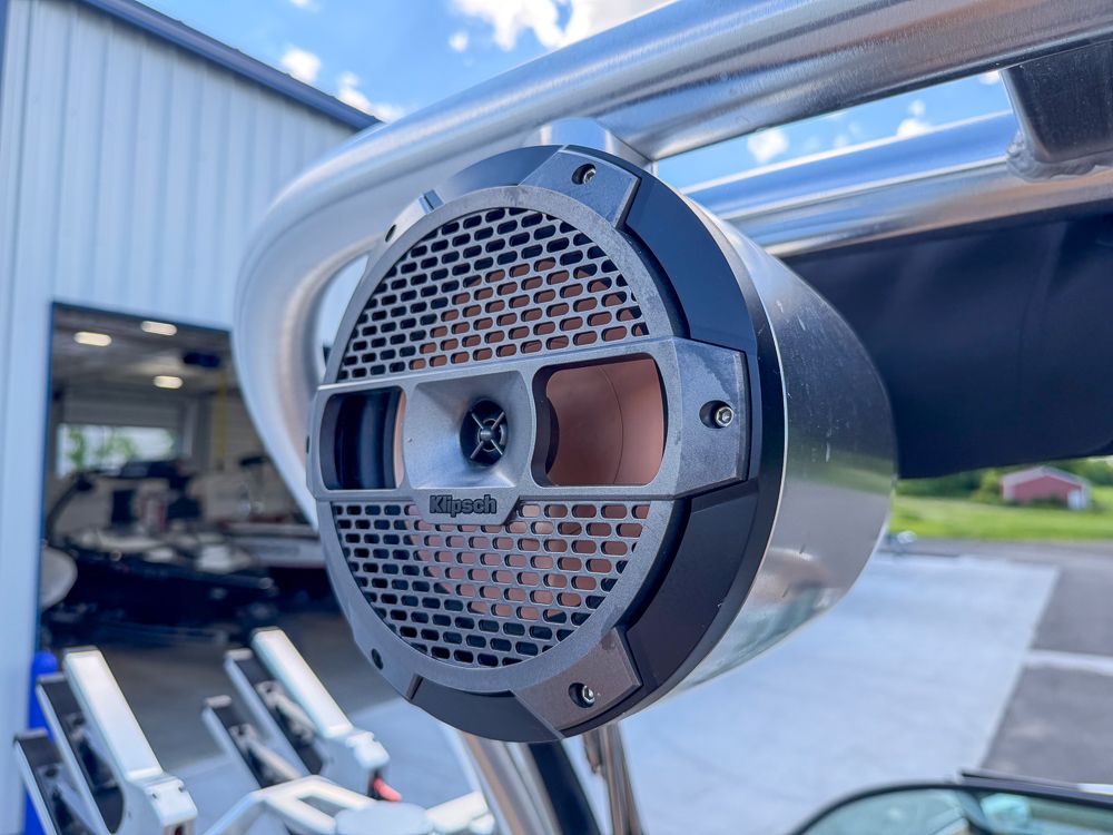 2022 MasterCraft XT24 - 43