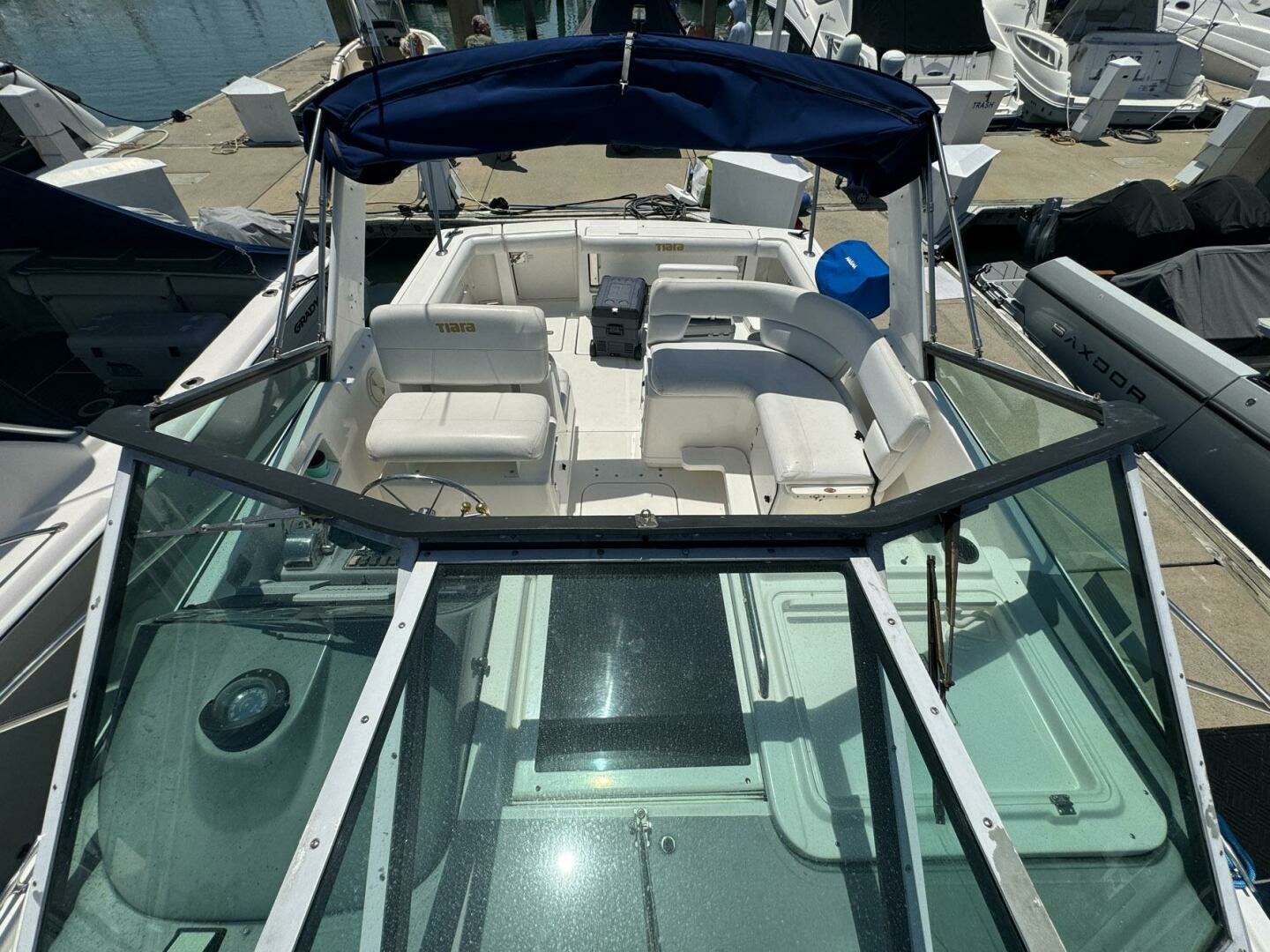 2000 Tiara Yachts 3100 Open - Image 32