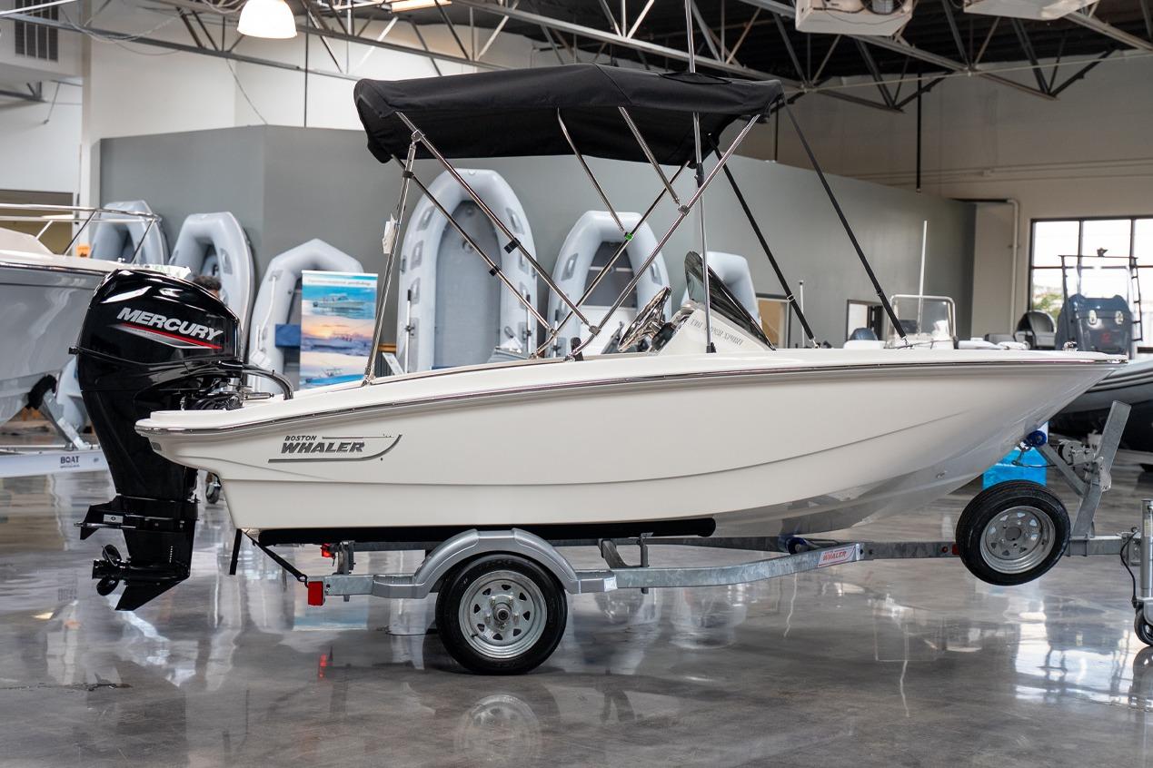 2025 Boston Whaler 130 Super Sport