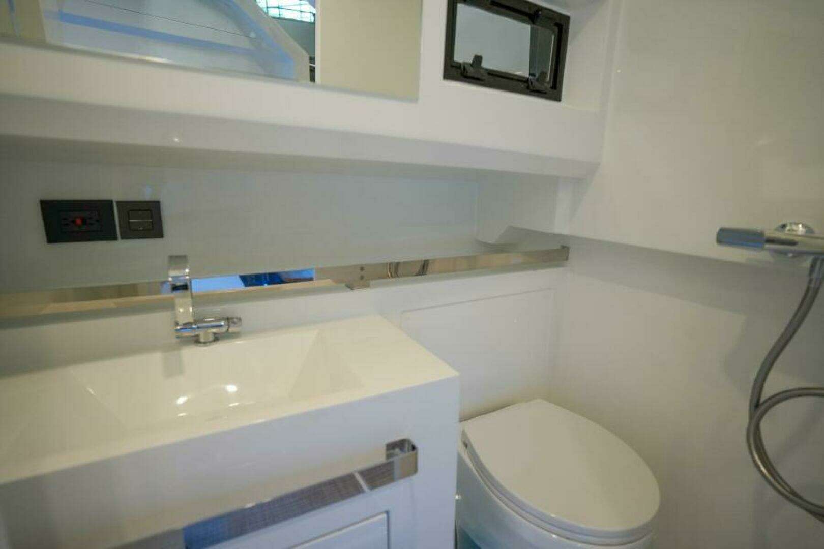 2026 De Antonio Yachts D36 - Image 33