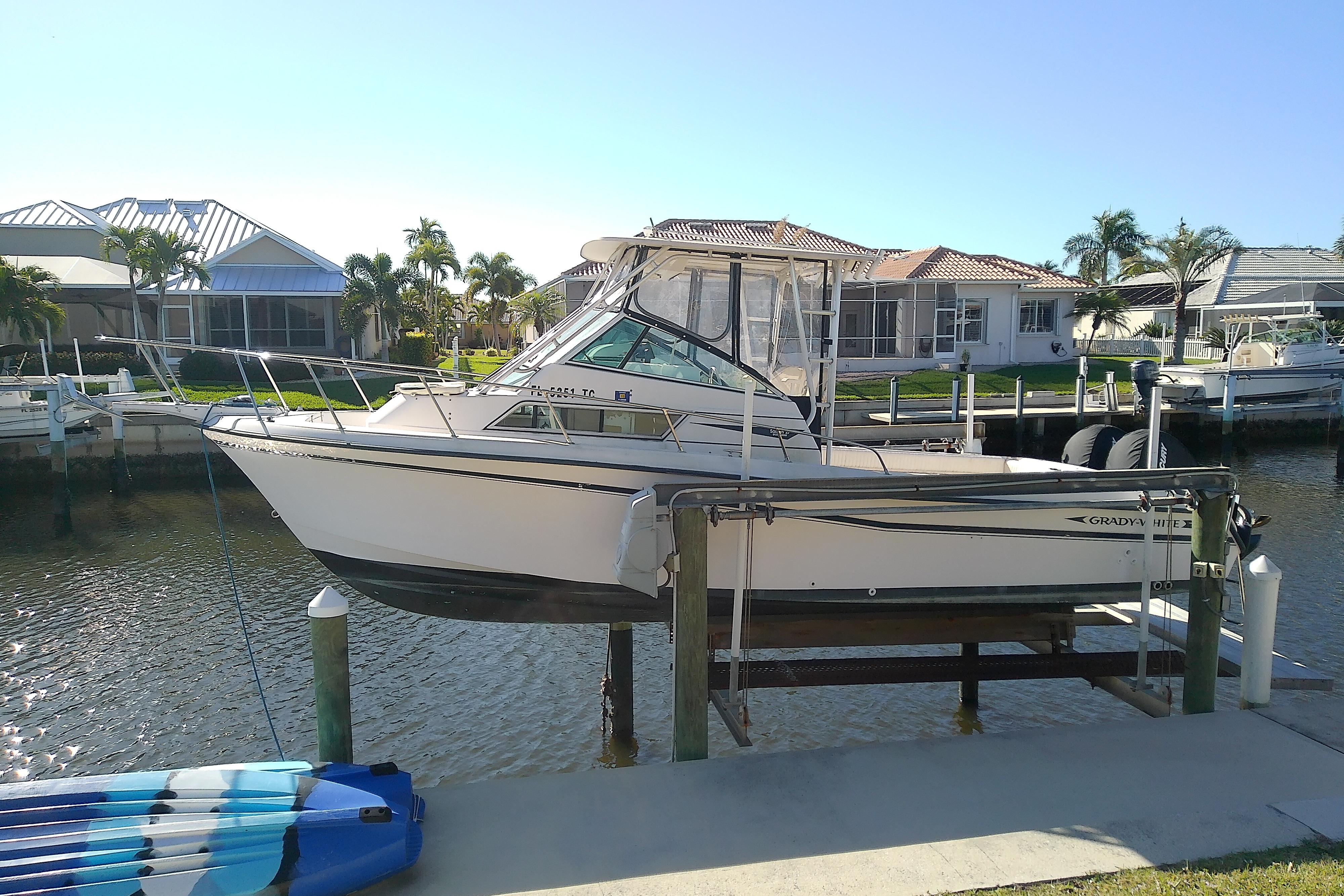 1995 Grady-White Sailfish 272