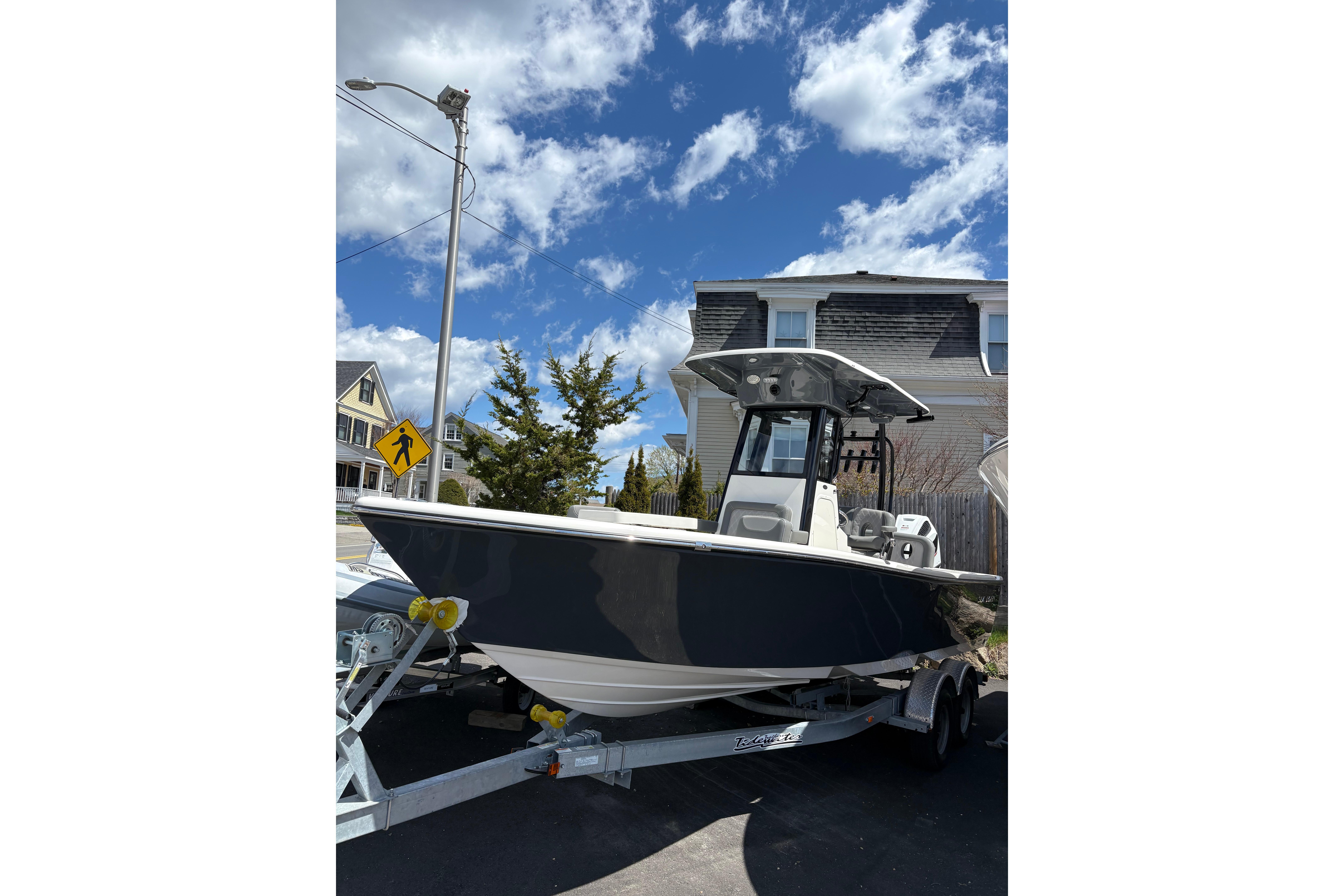 2026 Sea Born LX24 Center Console