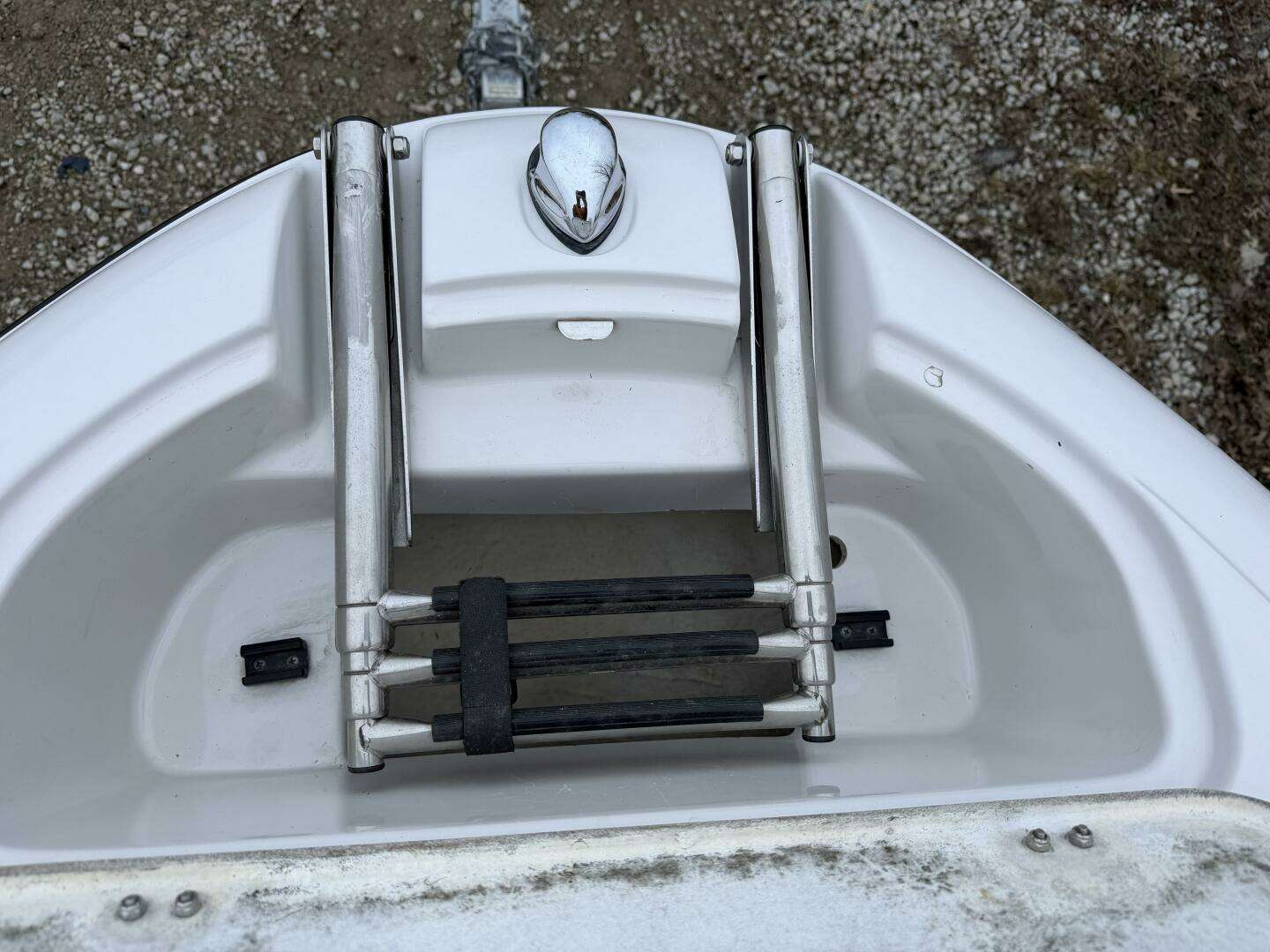 2005 Four Winns 250 Horizon - Image 12