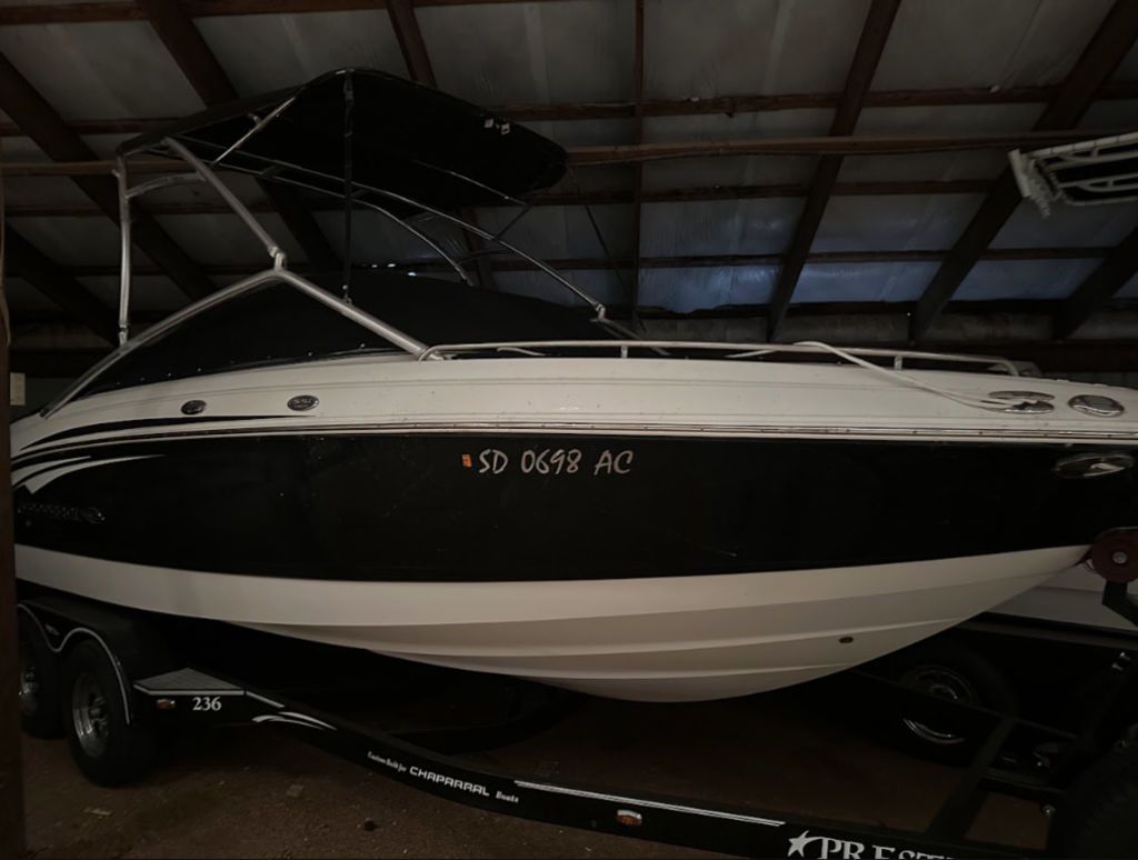 2009 Chaparral 23