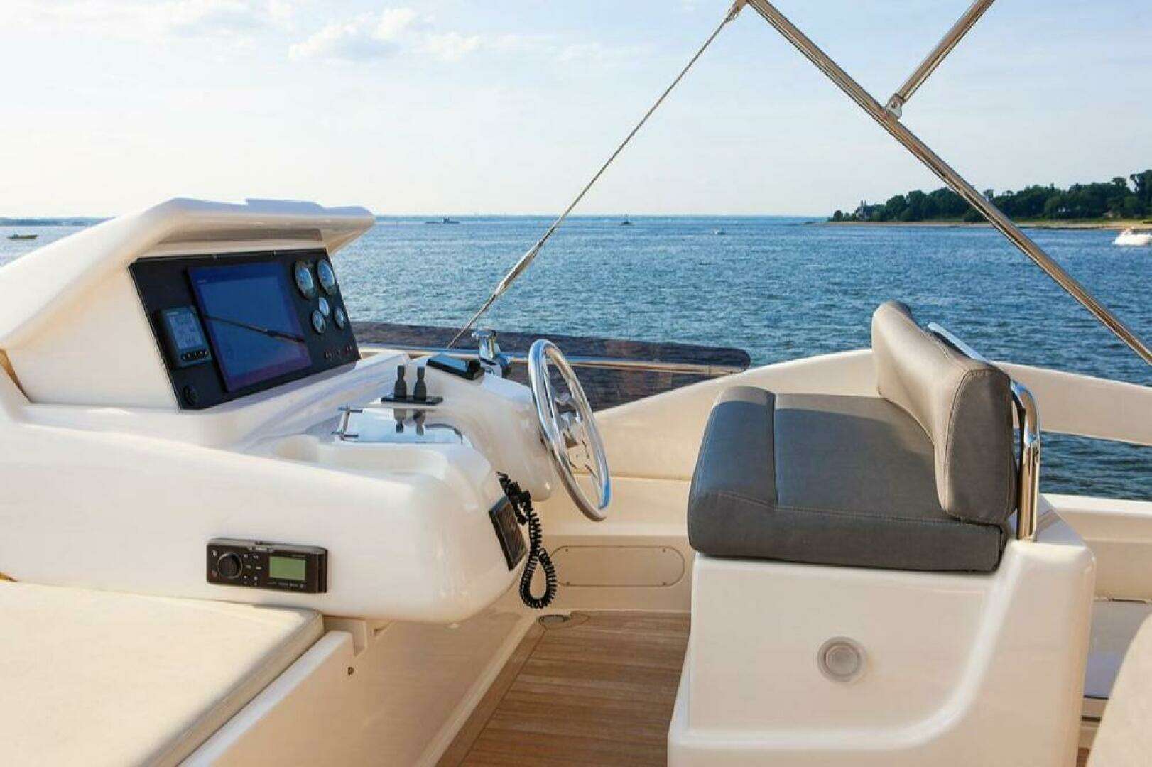 2018 Ferretti Yachts — - Image 8
