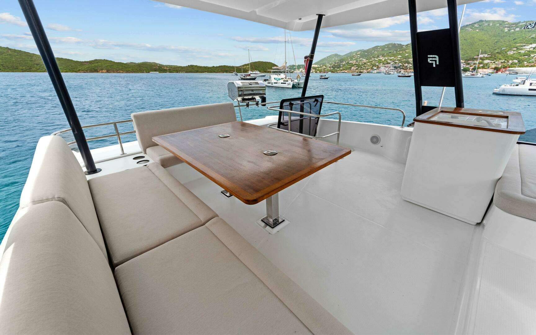 2024 Fountaine Pajot — - Image 17