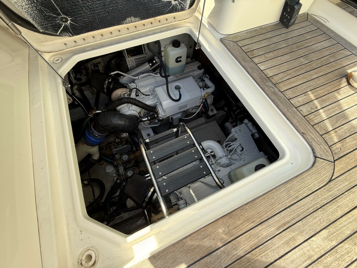 2016 Sea Ray 510 SUNDANCER - Image 37