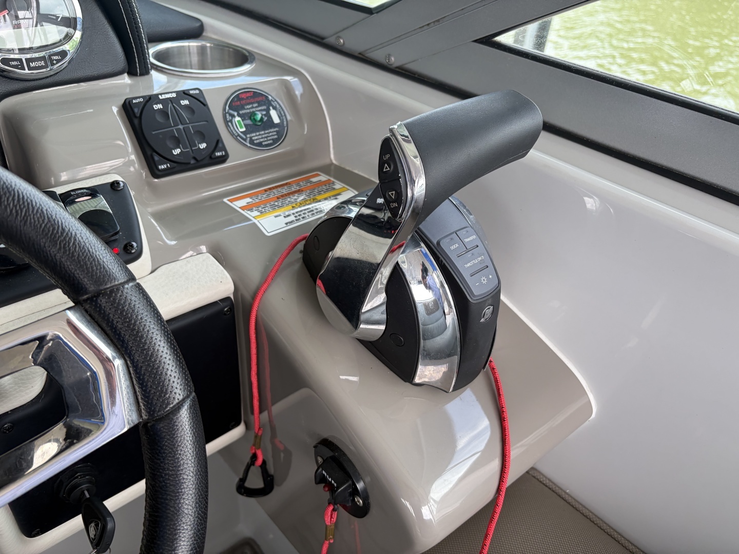 2018 Crownline Eclipse E30 - Image 54