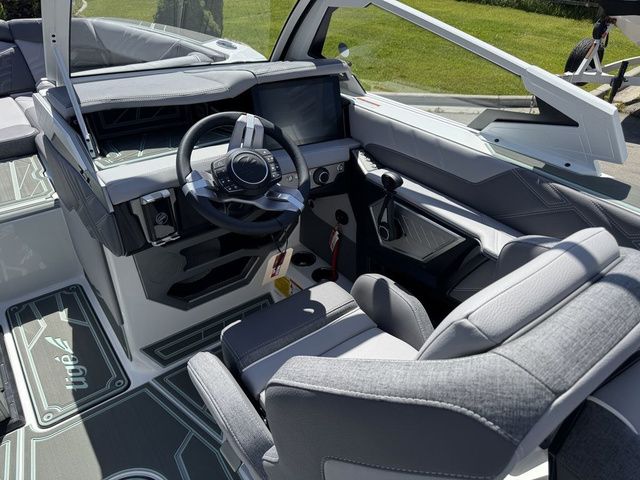 2026 Tigé Ultré 25ZX - 14