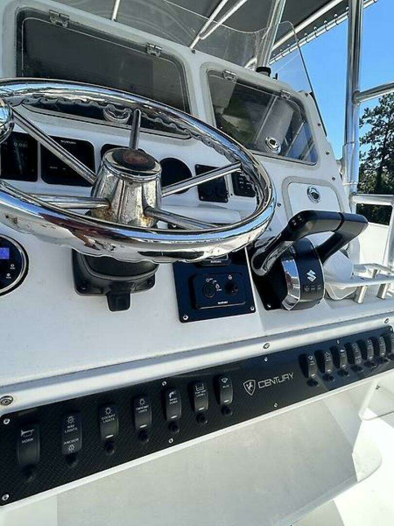 2000 Century 3100 Center Console - Image 15