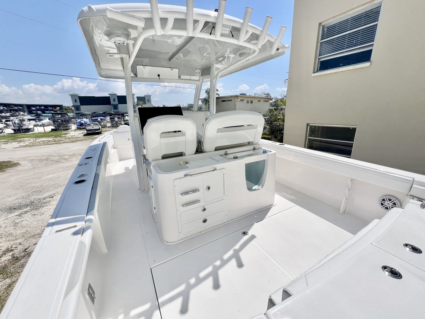 2026 Stamas 33T Aventura - Image 9