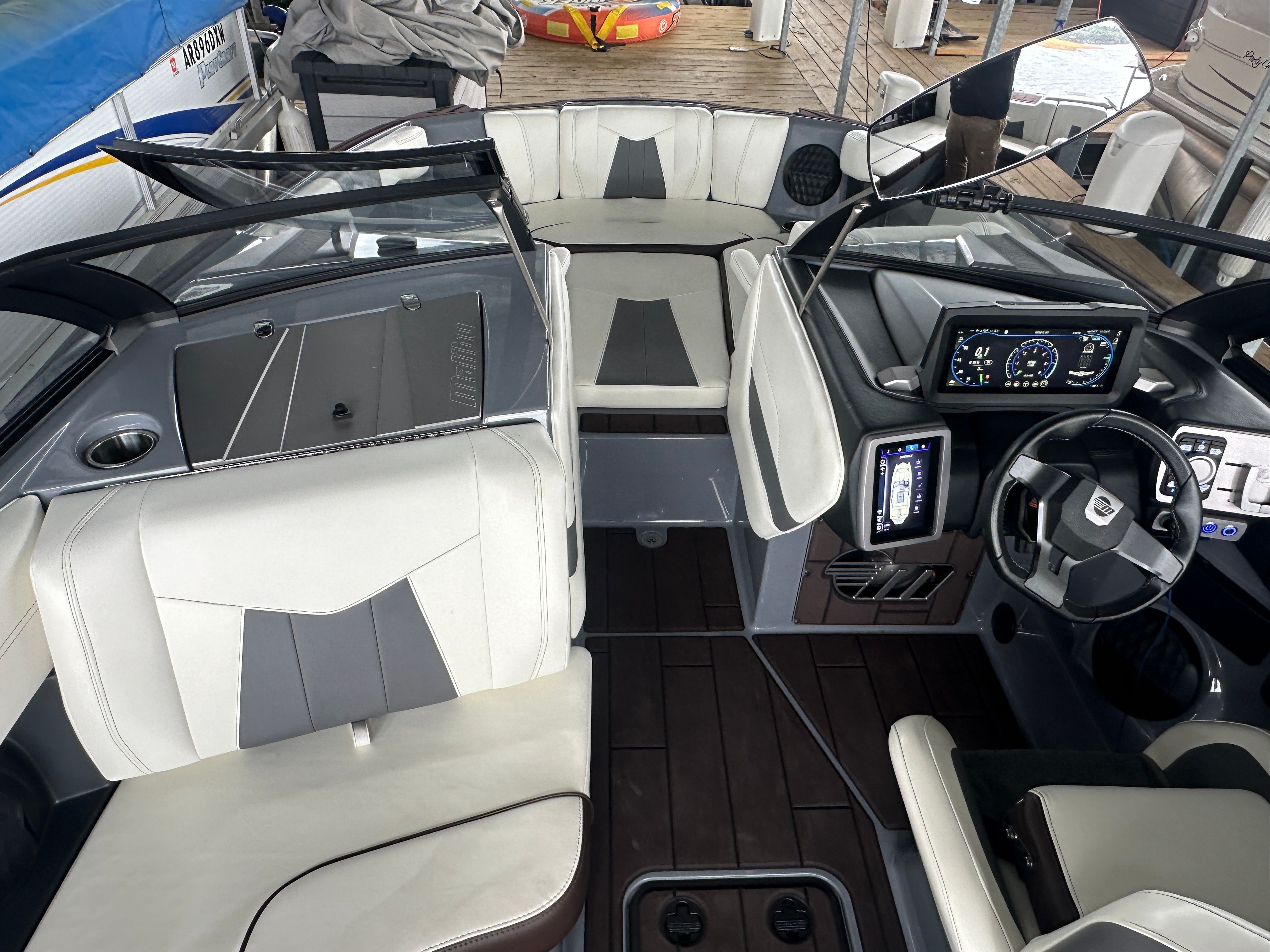 2022 Malibu Wakesetter 23 MXZ - 17