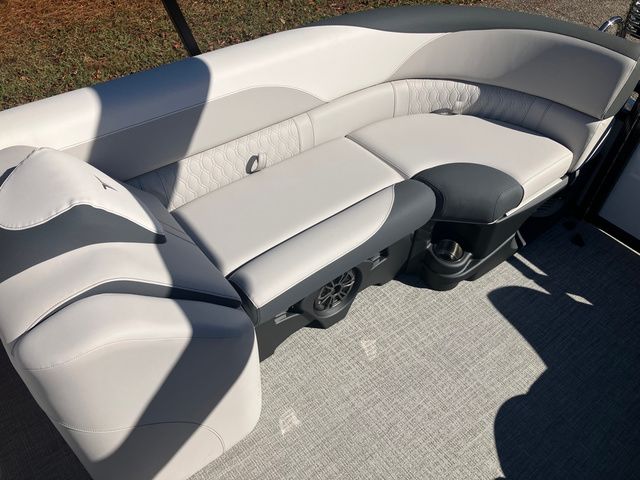 2026 Tahoe LTZ - 23 FT Quad Lounger - 19