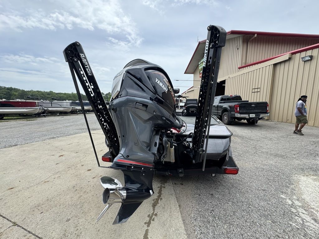 2022 Skeeter FXR21 Limited - 2