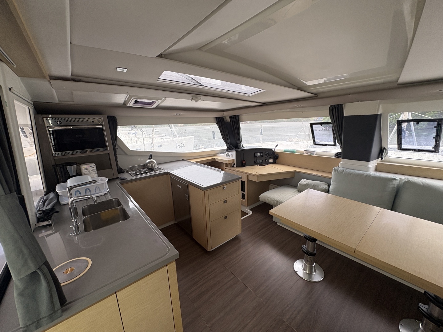 2017 Fountaine Pajot Helia 44 Evolution Oceanic Package - Image 13
