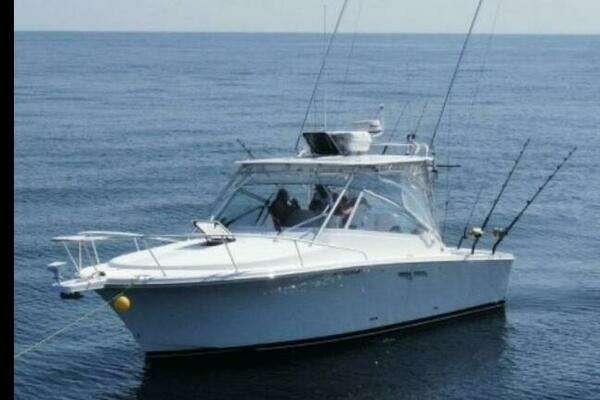 2011 Luhrs 30 Open