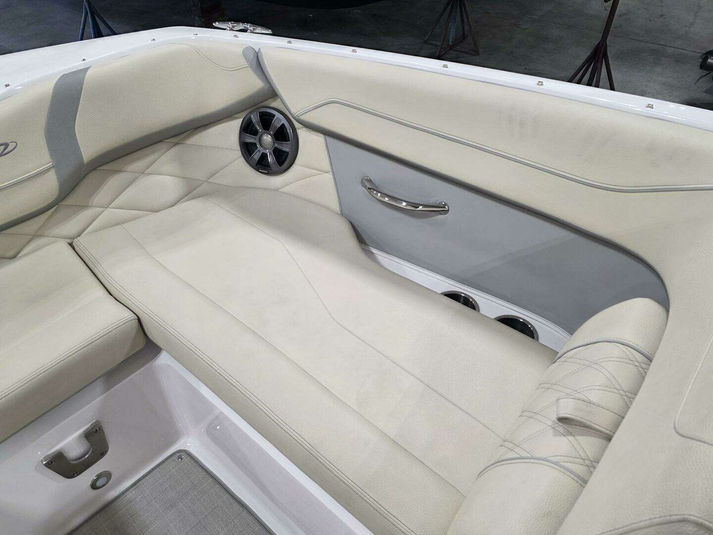 2021 Regal 22 Fasdeck - Image 7